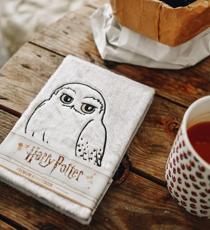  Pyramid:   (Harry Potter)  (Hedwig) (Fluffy Premium Notebooks SR72671) A5